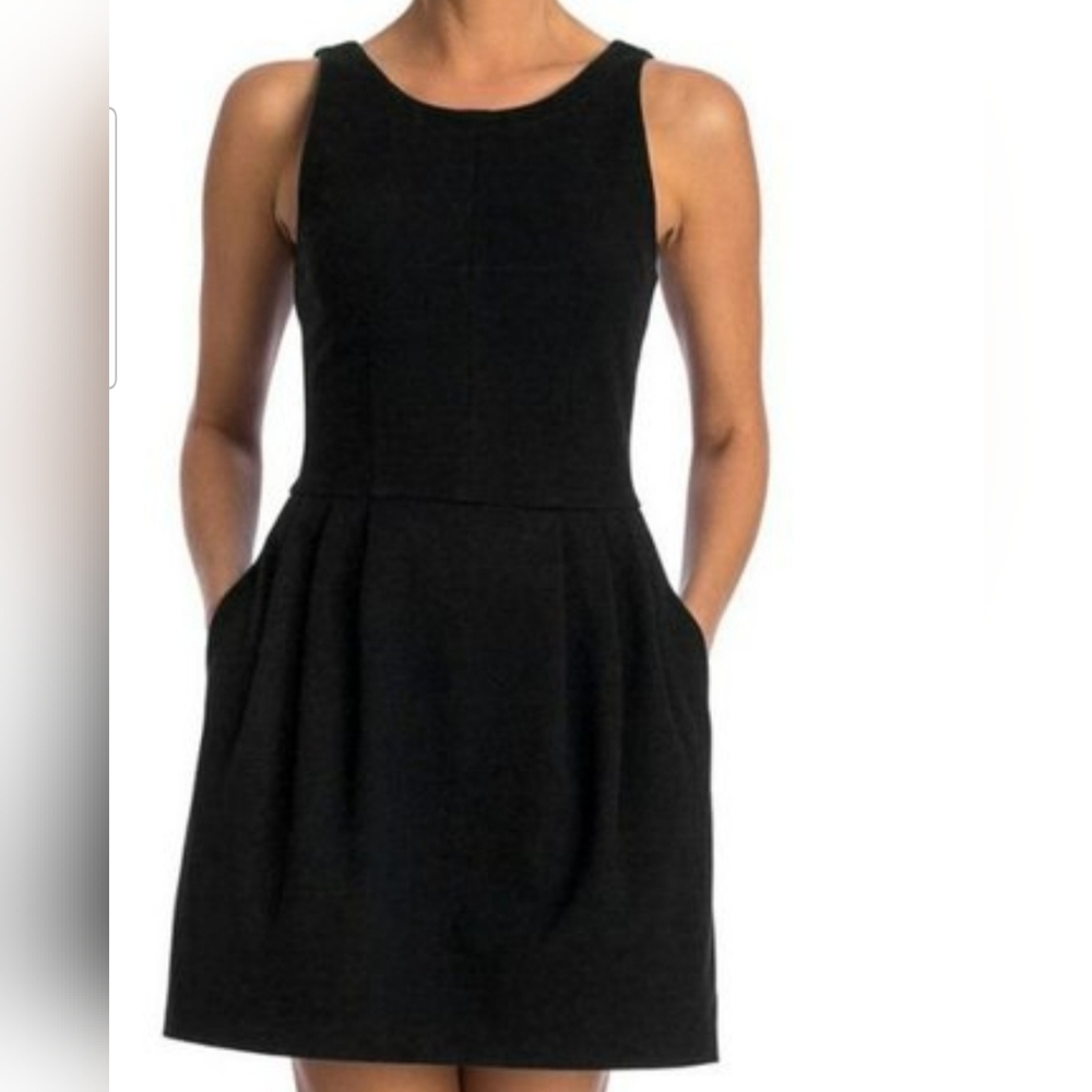 Elegant Black Sleeveless Midi Dress